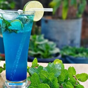 Blue Lagoon Mojito